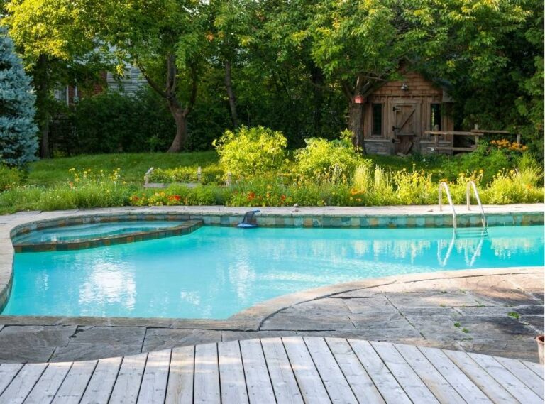 Best Pool Builders in Akron, Ohio